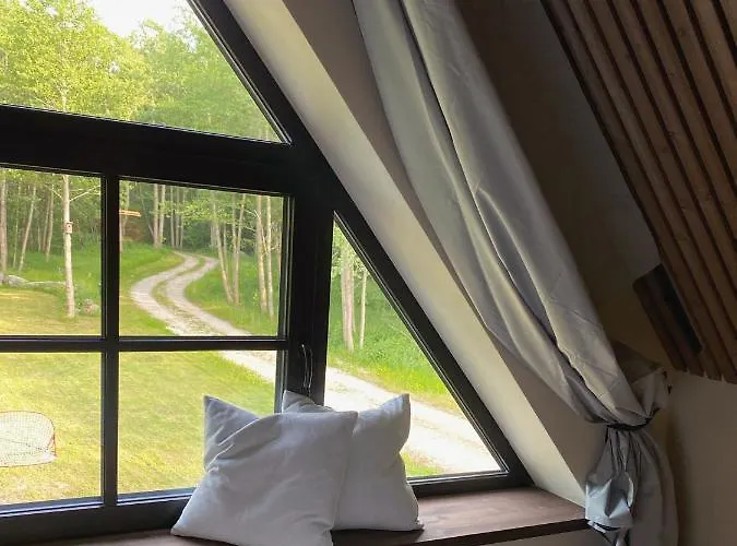 Heinalaeku Puhkemaja Loft Kodumajutus