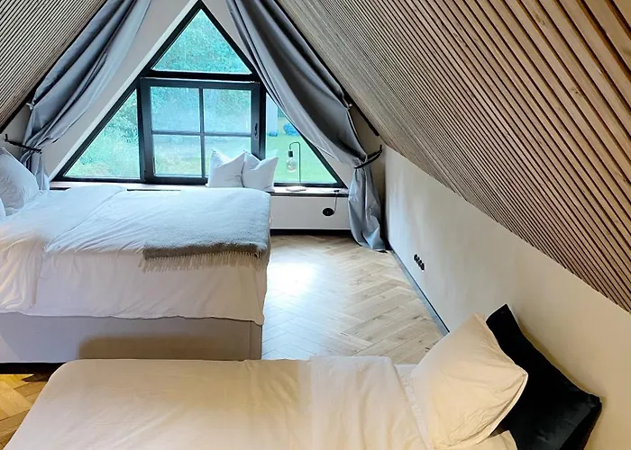 Heinalaeku Puhkemaja Loft * Paope